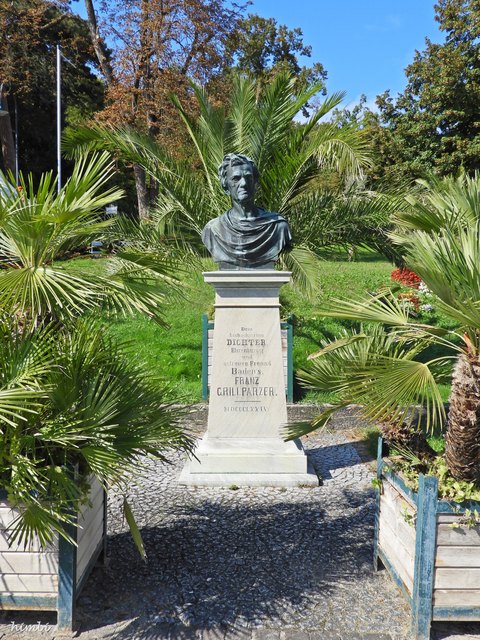 Denkmal Franz Grillparzer  1874 vor der Sommerarena