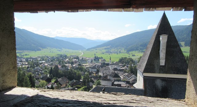 Mauterndorf liegt hier zu Füßen
