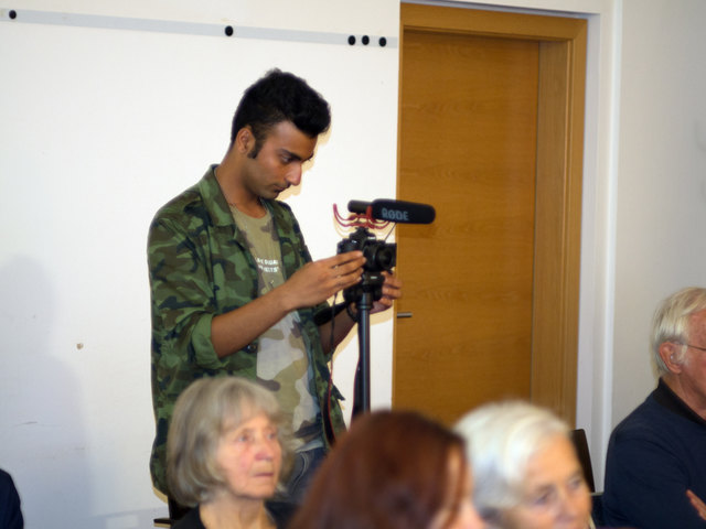 OLYMPUS DIGITAL CAMERA