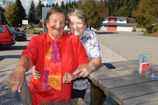 Mutter und Tochter: Bibiana Tilke (103) und Monika Hinteregger (72)
