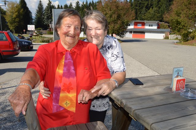 Mutter und Tochter: Bibiana Tilke (103) und Monika Hinteregger (72) | Foto: Lehner