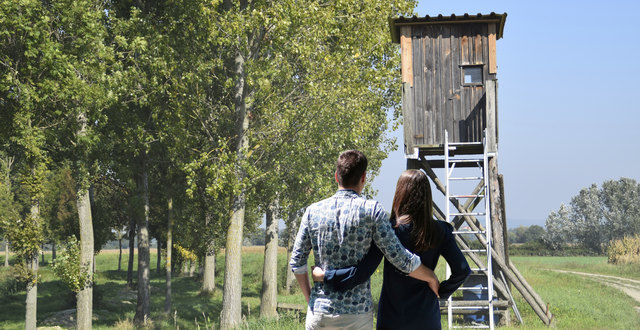 Heiße Liebe im kühlen Hochstand: Auch hier ging's schon Mal zur Sache. | Foto: Zeiler / www.pixybay.com