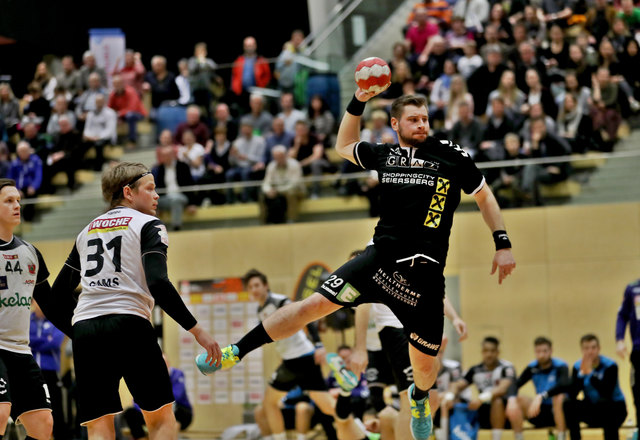 Fast sein gesamtes Leben hat Lukas Schweighofer für Graz Handball gespielt. Am Freitag kommt er erstmals als Gegner nach Hause. | Foto: GEPA