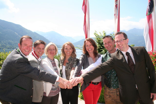 Haben gut zusammengearbeitet: Georg Segl (Obmann TVB Zell am See), Projektleiter Hans-Peter Oberhuber, Karin Eiwan (AMS), Renate Ecker (GF Zell am See-Kaprun), Karin König-Gassner sowie Hermann Unterberger und Dietmar Hufnagl (beide Wirtschaftskammer).