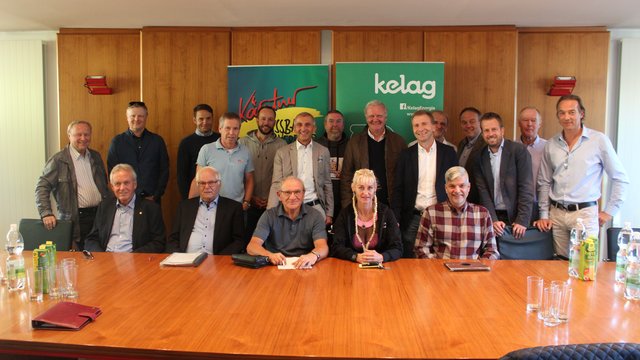 Über Einladung von KFV-Präsident Mag. Klaus Mitterdorfer wurde in der KFV-Geschäftsstelle ein Runder Tisch über die „Zukunft der Vereine und Ehrenamtlichen“ abgehalten. Vertreter der drei Dachverbände und von elf Fachverbänden waren dabei.