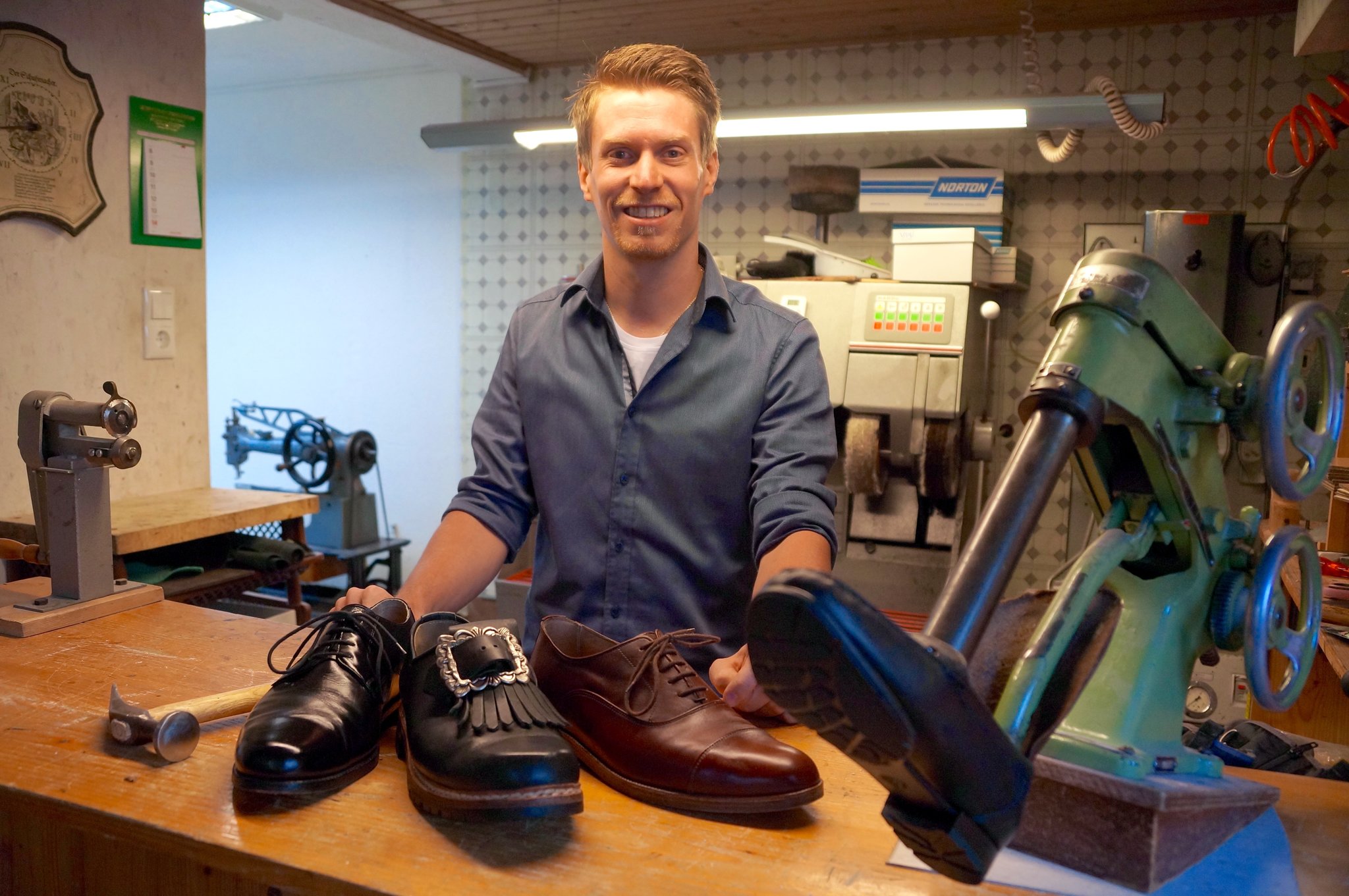 Orthopädieschuhmacher; Lehre 2018; Lehre am zweiten Bildungsweg: Zeigt her eure Füße ... - Tennengau
