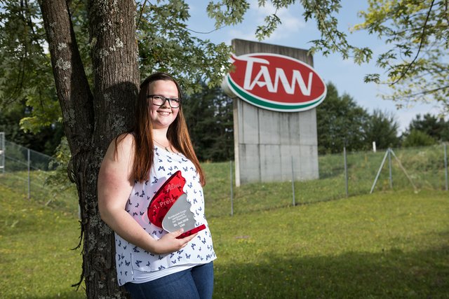 Die Rennwegerin Anja Lax von Tann Wernberg ist Österreichs bester Fleischer-Lehrling und tritt bei der Lehrlings-EM in Frankfurt an. Spar unterstützt Lehrlingsbewerbe. Vor allem der Austausch unter den Lehrlingen sei sehr wertvoll
