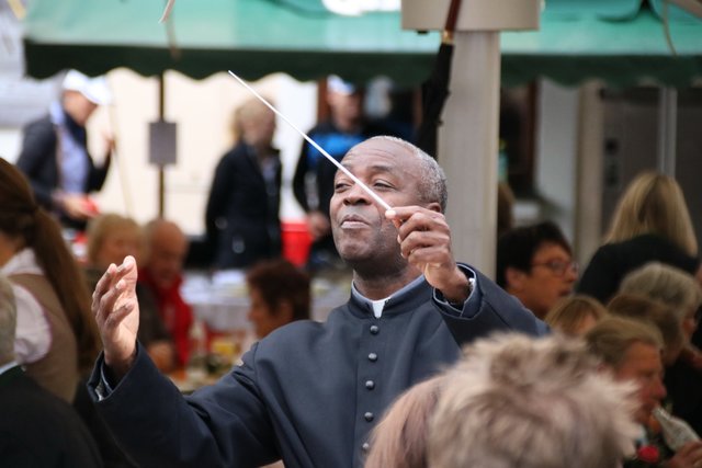 Verabschiedung von Pfarrer Dr. Anacletus Ngenza aus der Diözese Kigoma in Tansania, ehemalig genannt „Deutsch Ost Afrika“ der 3 Jahre Priesterlicher Mitarbeiter in der Pfarre Radstadt war. | Foto: HKroBild