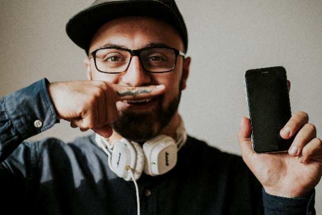 &lt;b&gt;Ali Mahlodji&lt;/b&gt; zu Gast bei der "Schule &amp; Beruf" in Wieselburg. | Foto: Zukunftsakademie Mostviertel