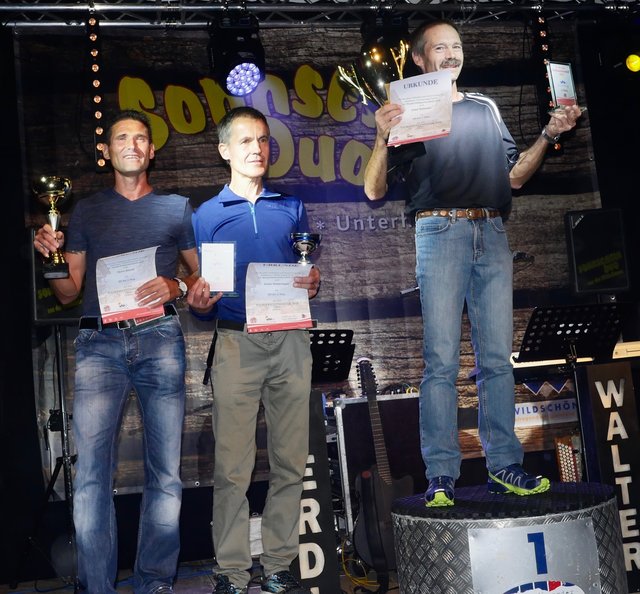 Wanderweltmeister mit 208 km Josef Sellmaier rechts und zwei 2. Plätze mit je 207 km Hysni Arneti und Guido Hetzenegger