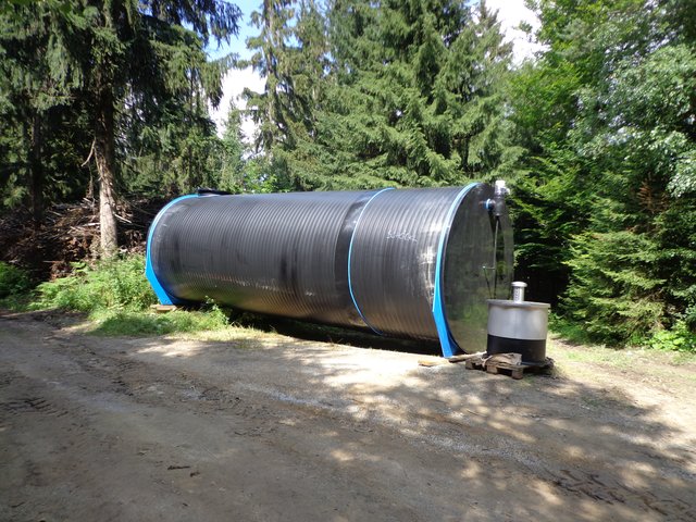 <f>Der Hochbehälter</f> fasst 20 Kubikmeter.