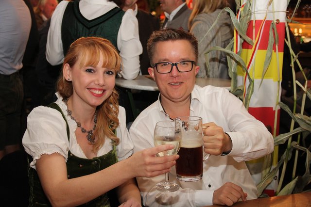 Frau sucht treffen frauen aus sankt veit im pongau mann in eidenberg. Dating Unterpremsttten junge leute kennenlernen. St. veit an der glan single frau. Treffen frauen aus sankt veit im pongau. Partnersuche online