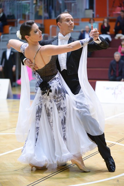 Jörg Kügler &amp; Eva Hundstorfer starten bei der Staatsmeisterschaft Standard in der Allgemeinen Sonderklasse und in der Senioren I Sonderklasse | Foto: mit freundlicher Genehmigung © blitznicht.de