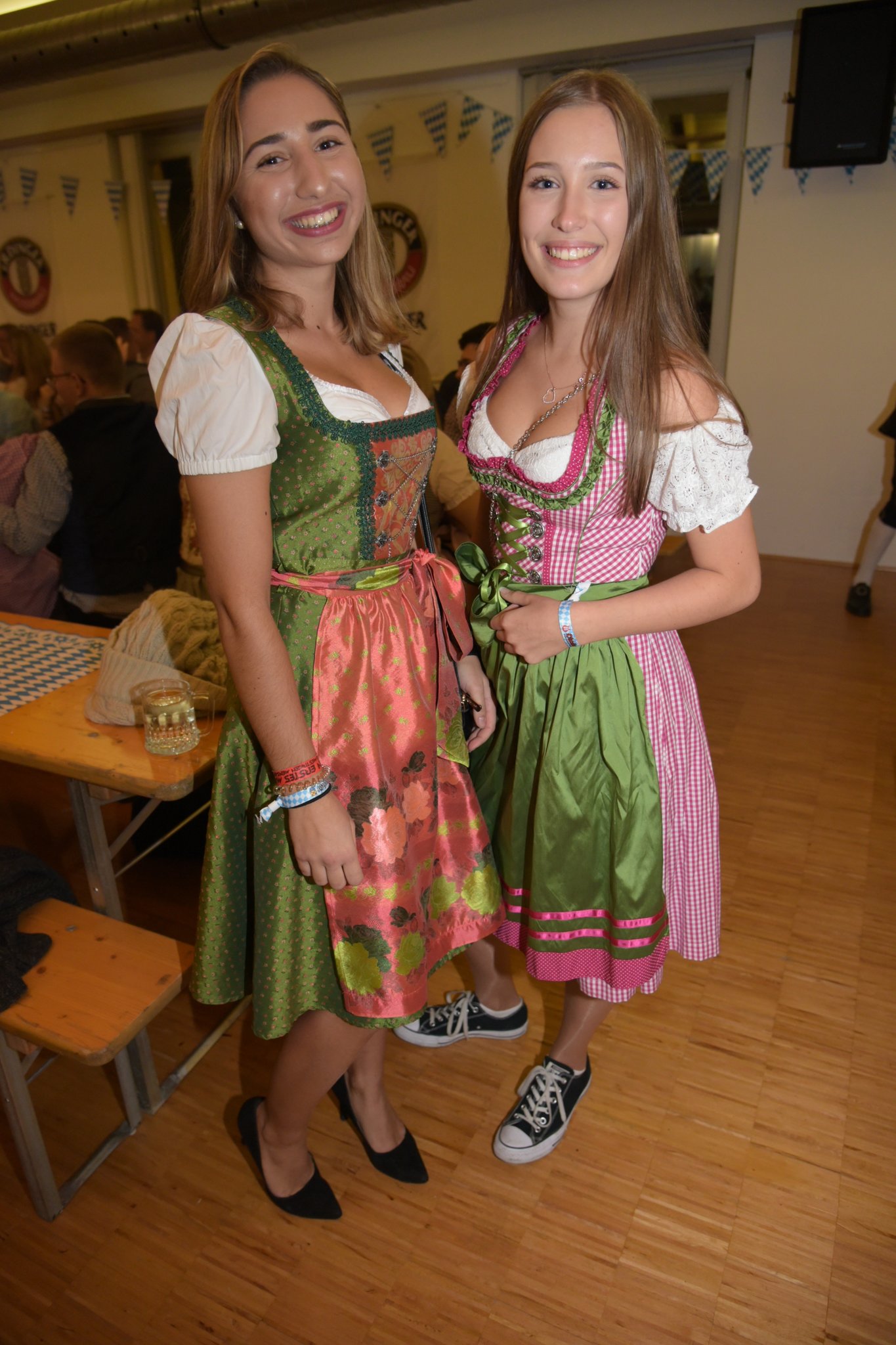 Kirchberg-thening dating service, Kostenlose singlebrsen riedau. Casual dating in mattighofen. Reiche single mnner sterreich. Pischelsdorf am kulm single Kirchberg-thening dating service. Bludenz mann sucht frau
