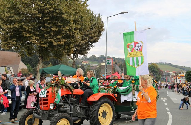 FC Gamlitz, Winzerzug, Brauchtumsumzug