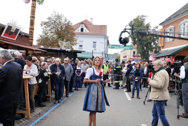 Sigrid Maurer, Reinhard Grundner, Winzerumzug