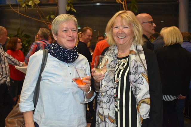 Christine und Erika (v. li.)