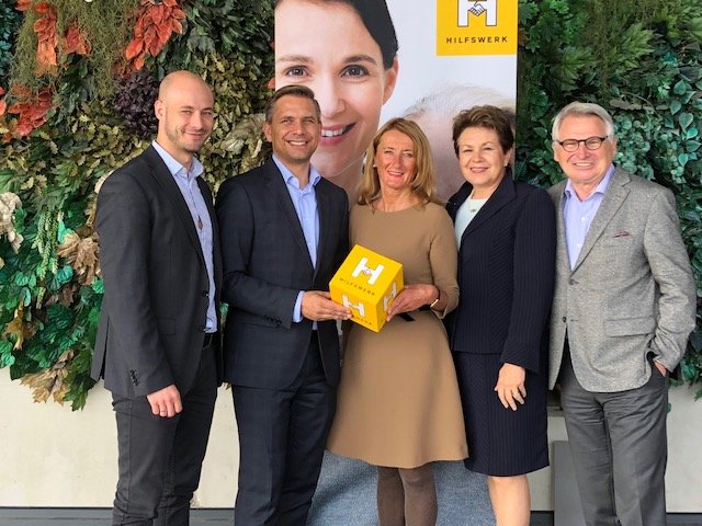 v. l.: Martin Hajart Vorstandsmitglied, Wolfgang Hattmannsdorfer Obmann OÖ Hilfswerk und Aufsichtsratsvorsitzender OÖ Hilfswerk GmbH, Viktoria Tischler Geschäftsführerin OÖ Hilfswerk GmbH, Ingrid TraunerSchriftführerin und Emil Lauß Finanzreferent.
