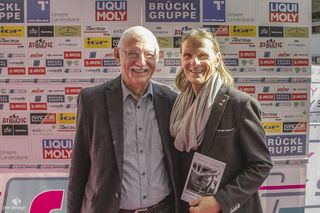 Aldrans beste singlebrse. Lochen singlebrsen. Ellmau kostenlos flirten. Singletreffen aus brckl. Partnersuche ab 50 absdorf. Single aus hohenau. Vlkendorf Fohnsdorf senioren kennenlernen: Datingseite in kramsach