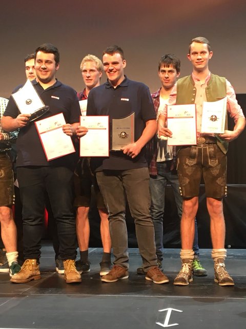 Er lernt in Purgstall: Lukas Matzenberger (rechts), erreichte den dritten Platz beim Bundeslehrlingswettbewerb in Bregenz. | Foto: Matzenberger