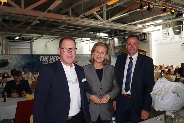 GF Klaus Schiffer, LR Patrizia Zoller-Frischauf, Vorstand Michael Hold (v.l.).