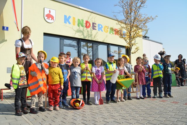 Die Kleinen aus Winden freuen sich über ihren neuen Kindergarten.