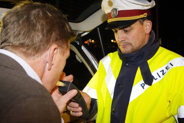 B9: Unfalllenker war mit 1,86 Promille unterwegs. (Symbolfoto)