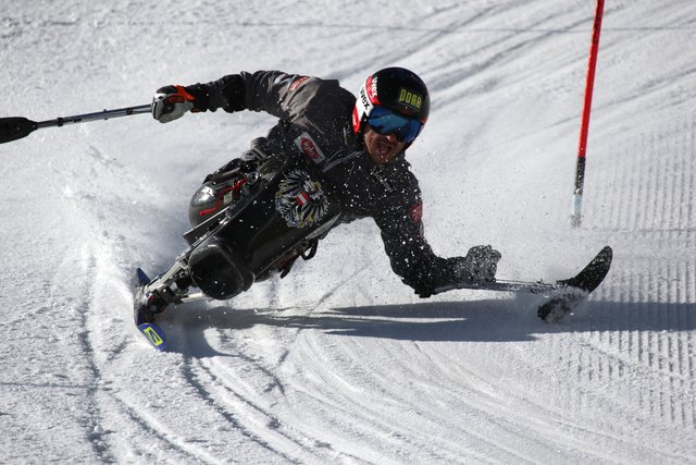 Behindertensportler Simon Wallner hat sein Schneetraining wieder aufgenommen. | Foto: ÖBSV