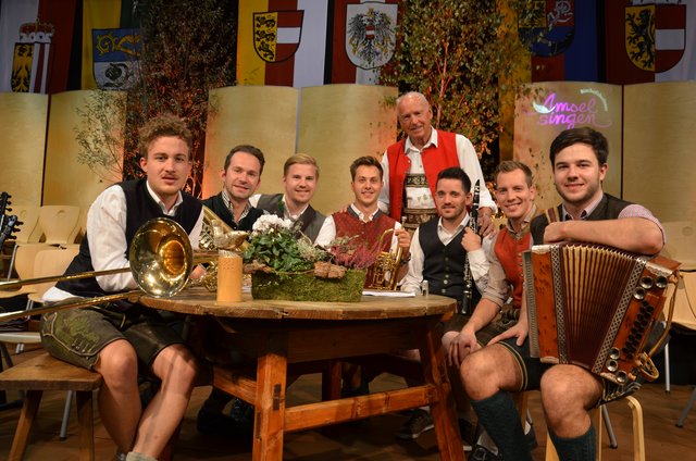 Die Junge Pongauer Tanzlmusi "JPT" mit Peter Moser.