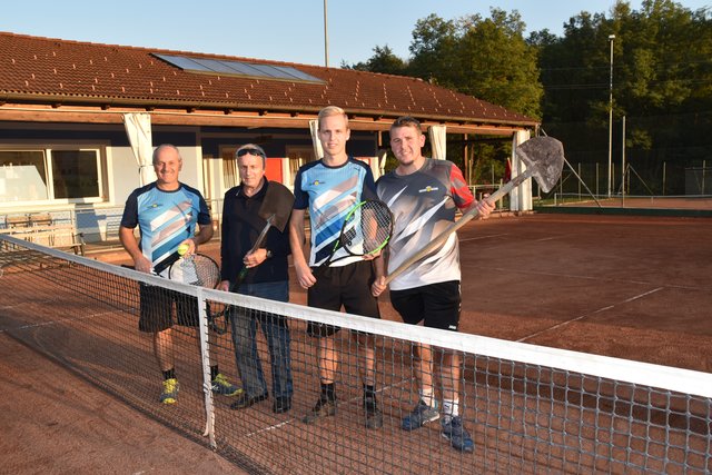Die Arbeiten beginnen Ende Oktober. Wolfgang Kornhäusl, Albert Friedl, Marvin Friedl und Philipp Knaus (von links) sind bereit.