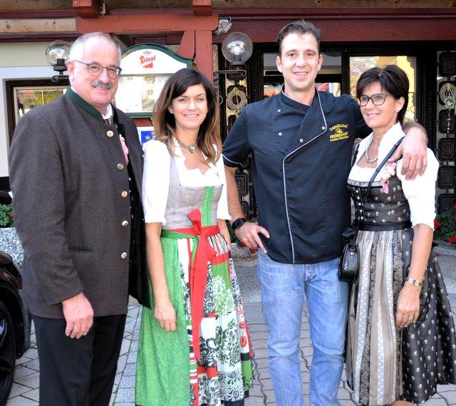 Foto: Gerald und Barbara Preimel (außen) mit Kerstin und Alfred Kreiner