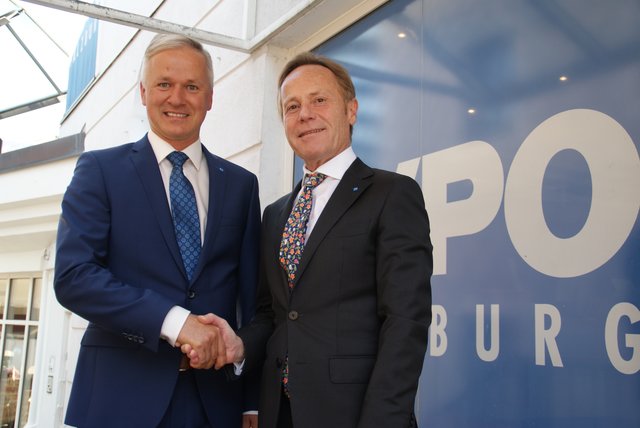 Regionaldirektor Anton Hettegger und Generaldirektor Helmut Praniess freuen sich über die Entwicklung im Pongau.