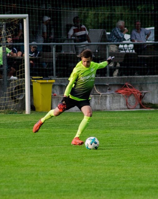 Schachner macht im Tor eine gute Figur
