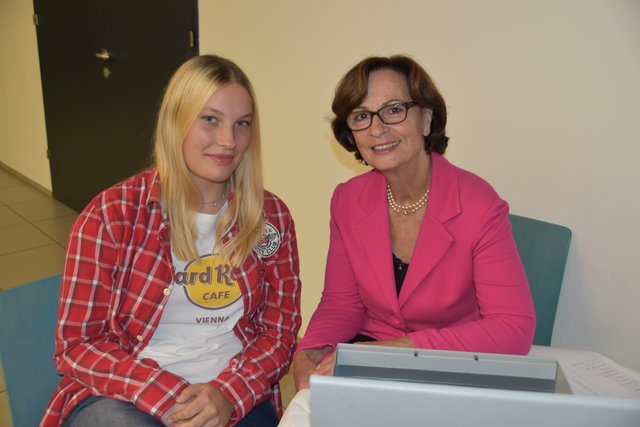 Michelle und Irmgard (v. li.)