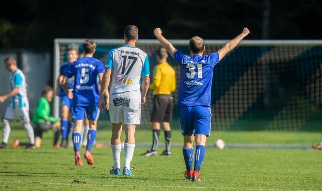 Schlussendlich hatte Thal/Assling Grund zum Jubeln. Die Mannschaft feierte einen 2:1 Heimsieg.
