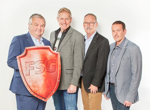 „Wir sind das letzte Schutzschild der Arbeitnehmer“, sind sich AK-Präsident Hans Kalliauer, BMW-Betriebsrat Andreas Brich, der Steyrer Bürgermeister Gerald Hackl und FSG-Regionalvorsitzender, Franz Damhofer, einig (v.l.n.r.).  | Foto: FSG Steyr
