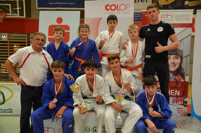 Die Welser Judo-Zukunft sieht rosig aus: Die Jung-Multis holten zwei Mal Gold und jeweils drei Mal Silber und Bronze.
