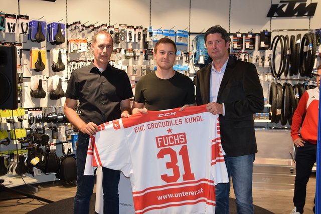 Kundl feiert mit neuem Sponsor (Intersport) und neuen Spielern sein 25-jähriges Vereinsjubiläum.