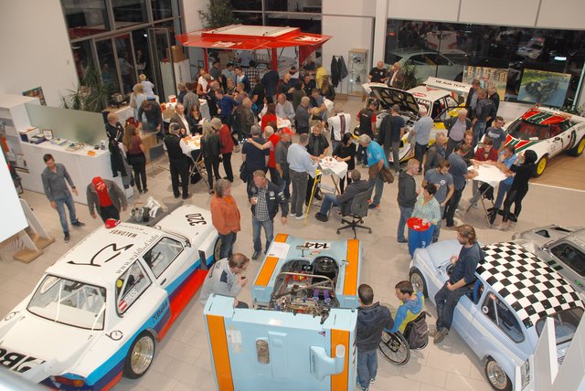 Buchpräsentation mit PS im Autohaus Strasser | Foto: Reiter