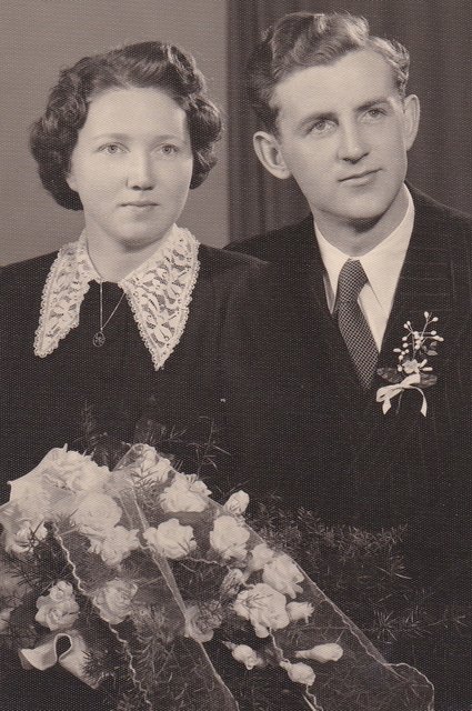Das Ehepaar Glatzl 1951 bei der Eheschließung.