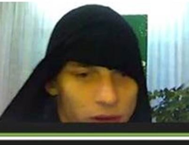 Das Landespolizeikommando NÖ ersucht um Mithilfe. Für die Person am Foto gilt selbstverständlich die Unschuldsvermutung.