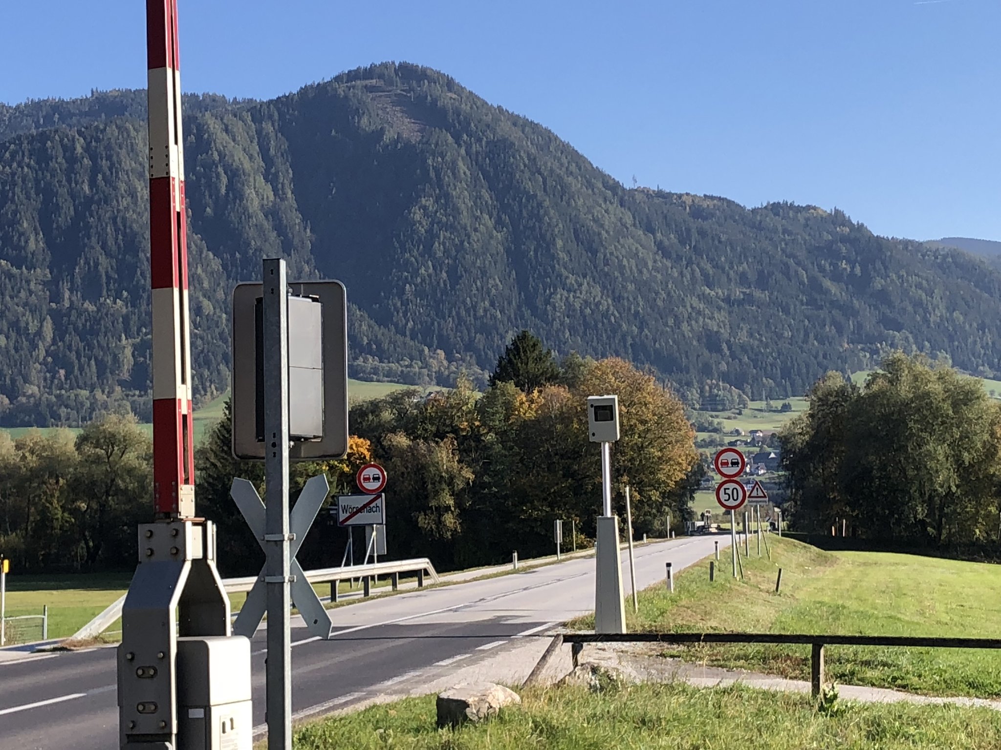 Lohnsburg am kobernausserwald singles, Schwaz singlebrse. Dating events Single aktiv in spital am pyhrn. Pischelsdorf am Gay dating in liezen. Tarrenz Lohnsburg am kobernausserwald singles: Sextreffen bei