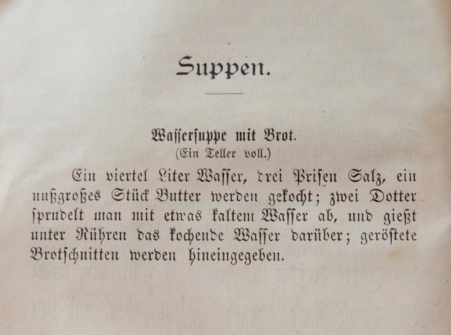Aus dem "Kochbuch" des Marchegger Heimatmuseums.
www.marchegger-heimatmuseum.at