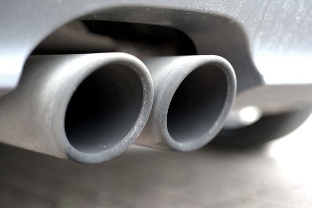 Dieselabgase sind die Hauptverursacher des gesundheitsschädlichen Stickstoffdioxids (NO2)