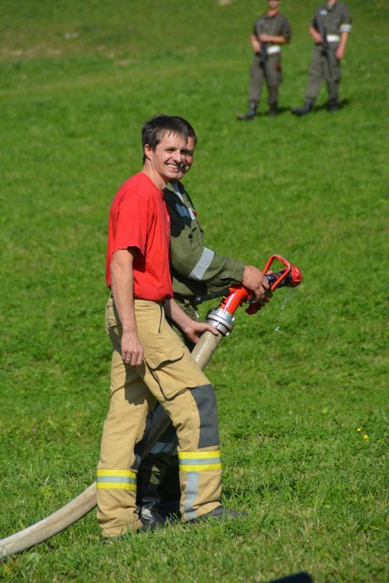 Die FF Alpbach steuerte die unorthodoxeste Abfangmethode bei