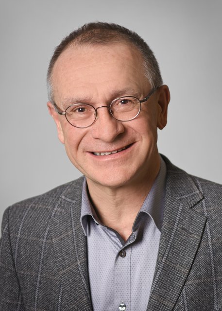 Sprecher des OÖ. Netzwerks gegen Rassismus und Rechtsextremismus Robert Eiter
