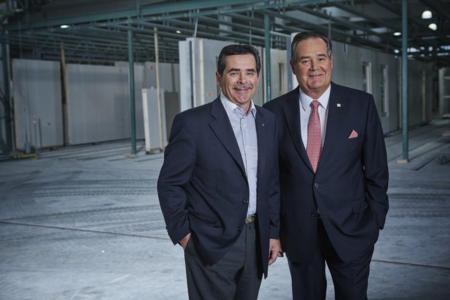 Direktor Roland Suter (r.) und Direktor Peter Suter (l.).