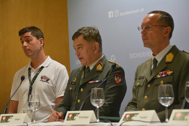 "Das ist kein Thema für irgendwelche Freaks", so Unger, "sondern hoch wichtig für die gesamte Gesellschaft!"