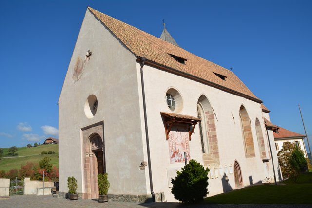 Auf dem Rittner Hochplateau liegt auf einer Seehöhe von 1.154 Metern die kleine Ortschaft Lengmoos.
