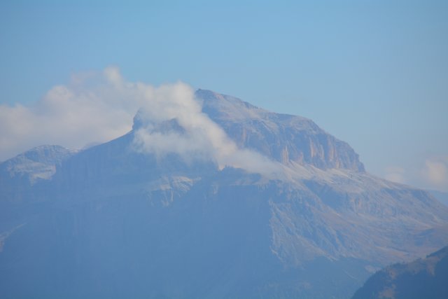 Eine gemütliche Wanderung am Fuße des 3.004 Meter hohen Rosengartens im Eggental.